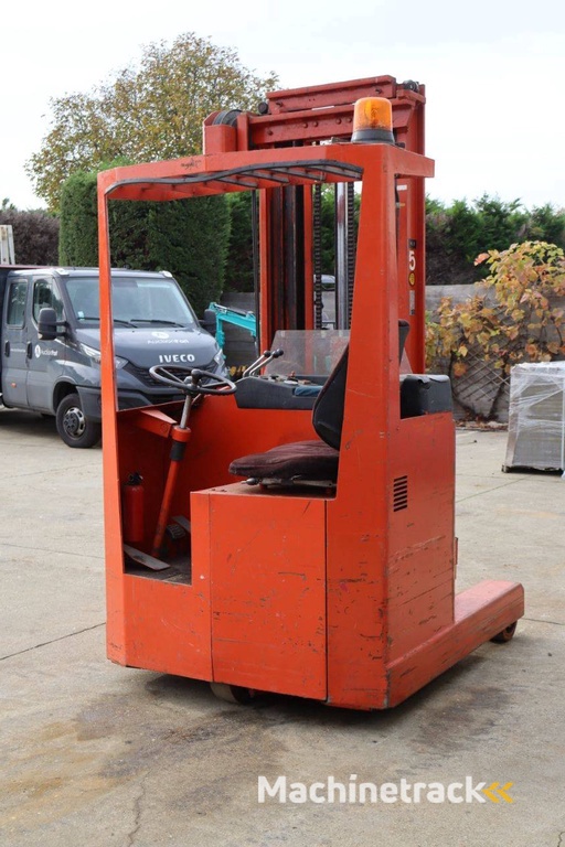 Reach truck BT BTRT 1350/9 Electric 1350kg 5.7m 1979
