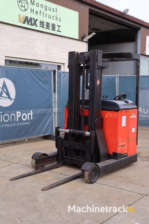 Reach truck Linde R16 Electric 1600kg 4.7m 1997