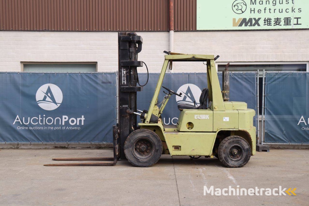 Heftruck Clark C500Y70 PD Diesel 3200kg 3.78m