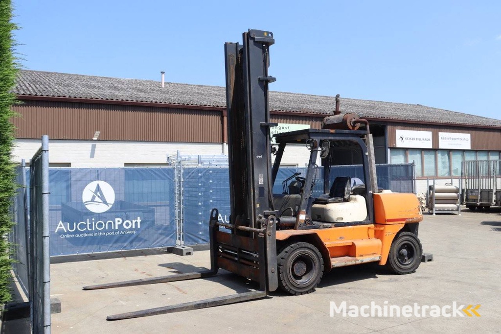 Heftruck Halla HDF70 Diesel 7000kg 6.0m 1998