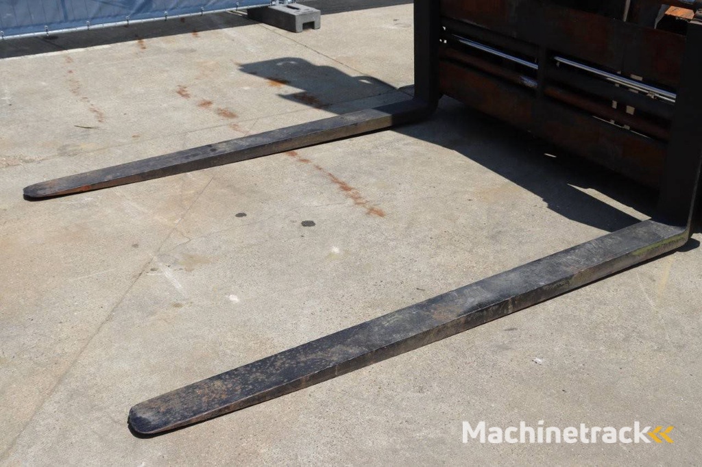 Heftruck Halla HDF70 Diesel 7000kg 6.0m 1998