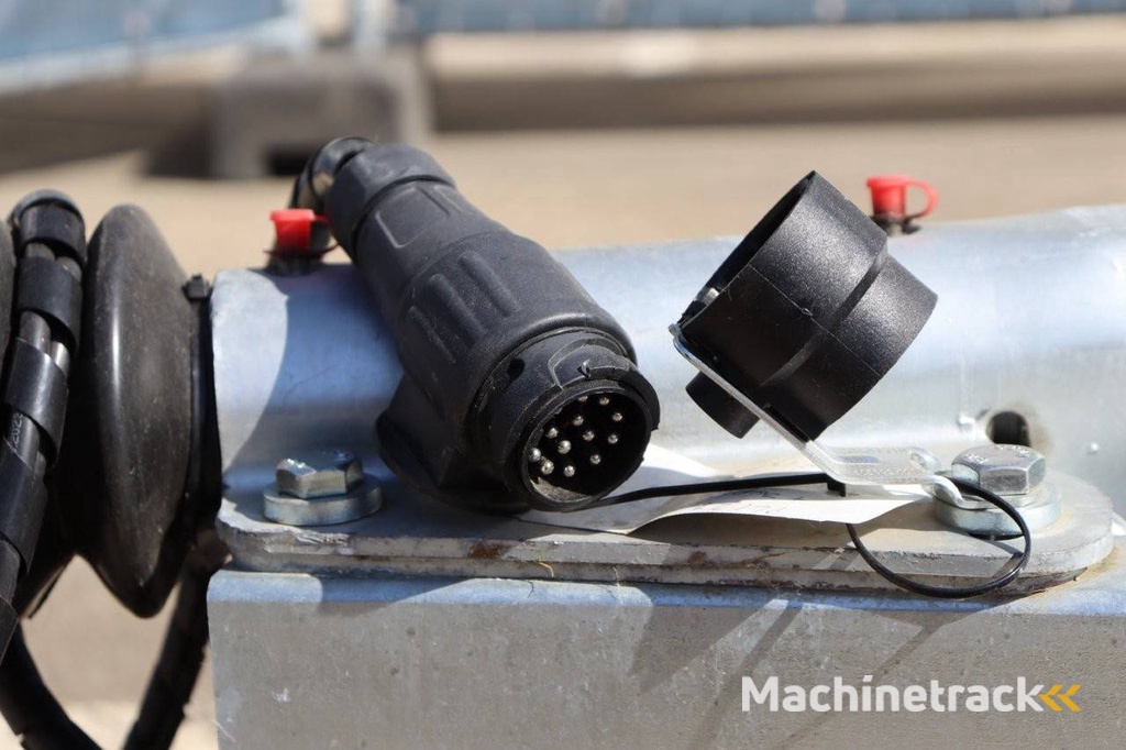 Kantelbare Autotransporter Lorries 2700RT Nieuw