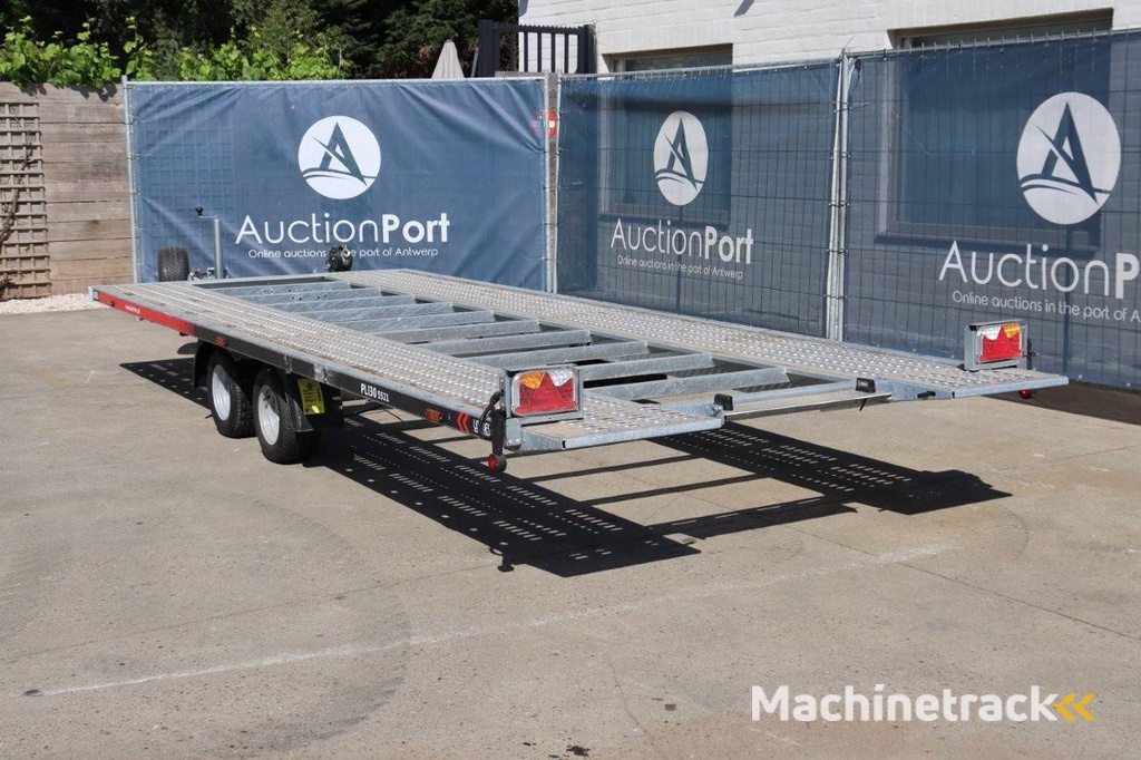 Kippbarer Autotransporter LKW 3000RT Neu