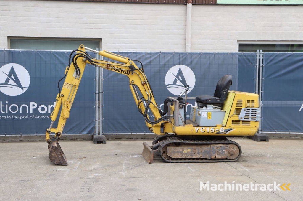 Minigraver Yuchai D8T Diesel 2018