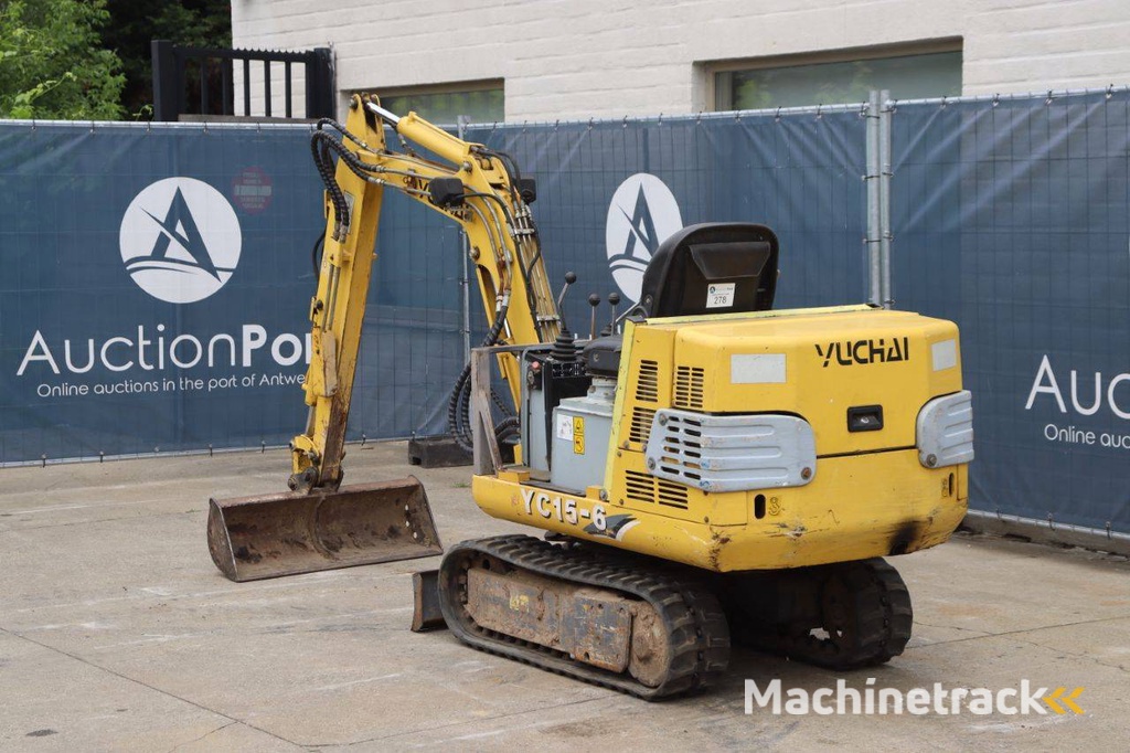 Minigraver Yuchai D8T Diesel 2018