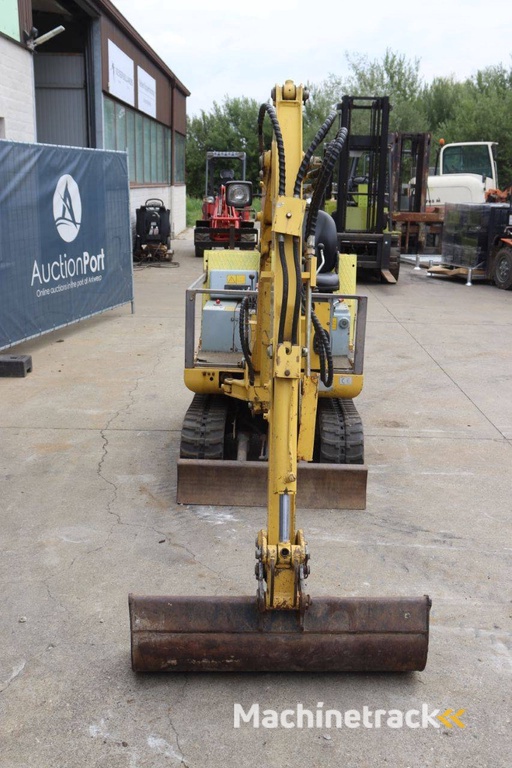 Minigraver Yuchai D8T Diesel 2018