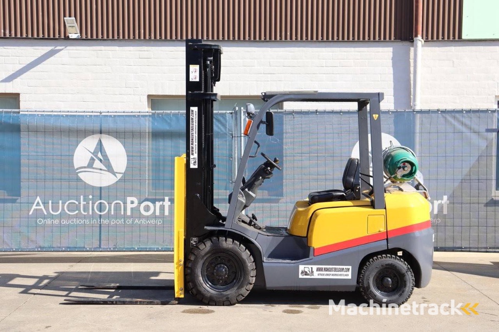 Heftruck TCM FGE25T4 LPG 2500kg 4.0m 2009