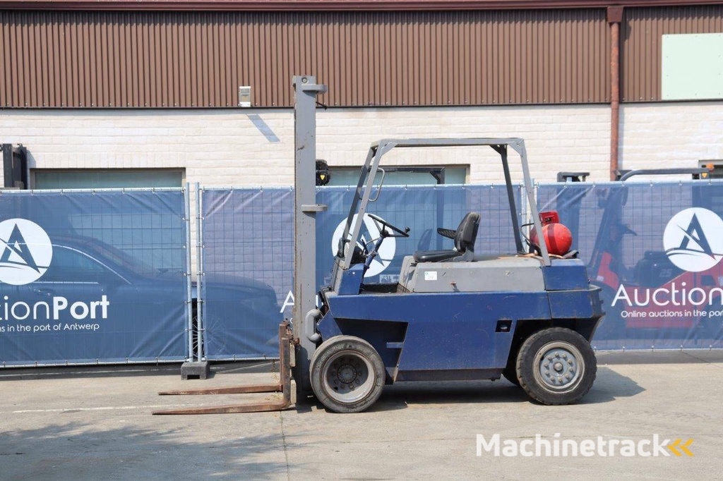 Forklift Linde H40T LPG 4000kg 3.5m 1977