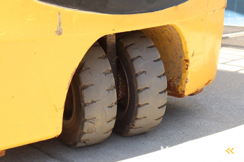 Heftruck Caterpillar EP16KT Elektrisch 1600kg 4.75m 2001