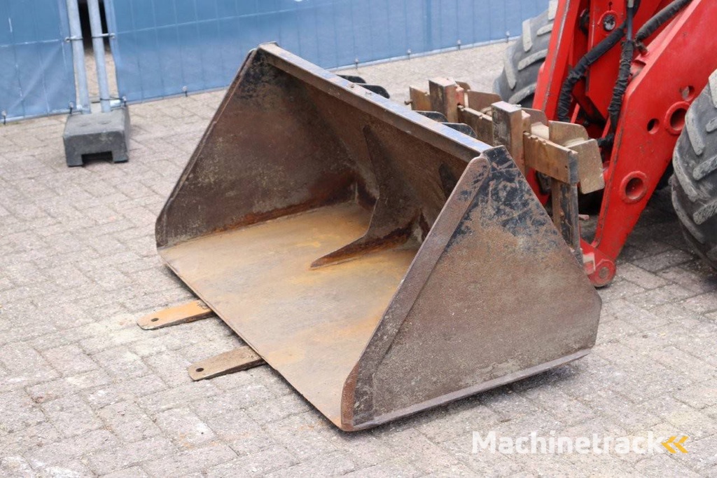 Articulated loader Thaler KL 345/A Diesel 2006