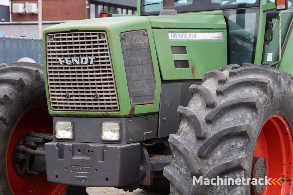 Tractor Fendt Favorit 824 Diesel 169kW