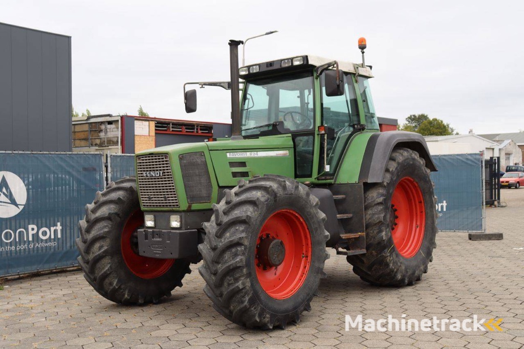 Tractor Fendt Favorit 824 Diesel 169kW