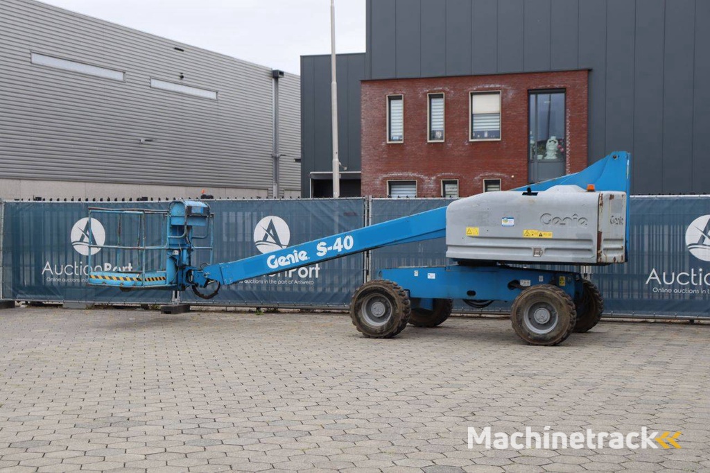 Telescoophoogwerker Genie S-40 Diesel 13.87m 2013