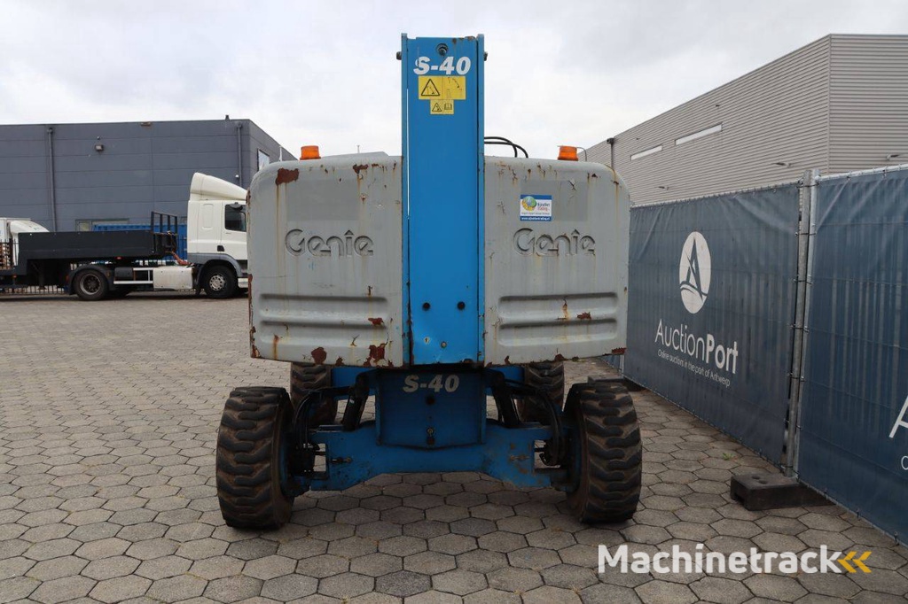 Telescoophoogwerker Genie S-40 Diesel 13.87m 2013