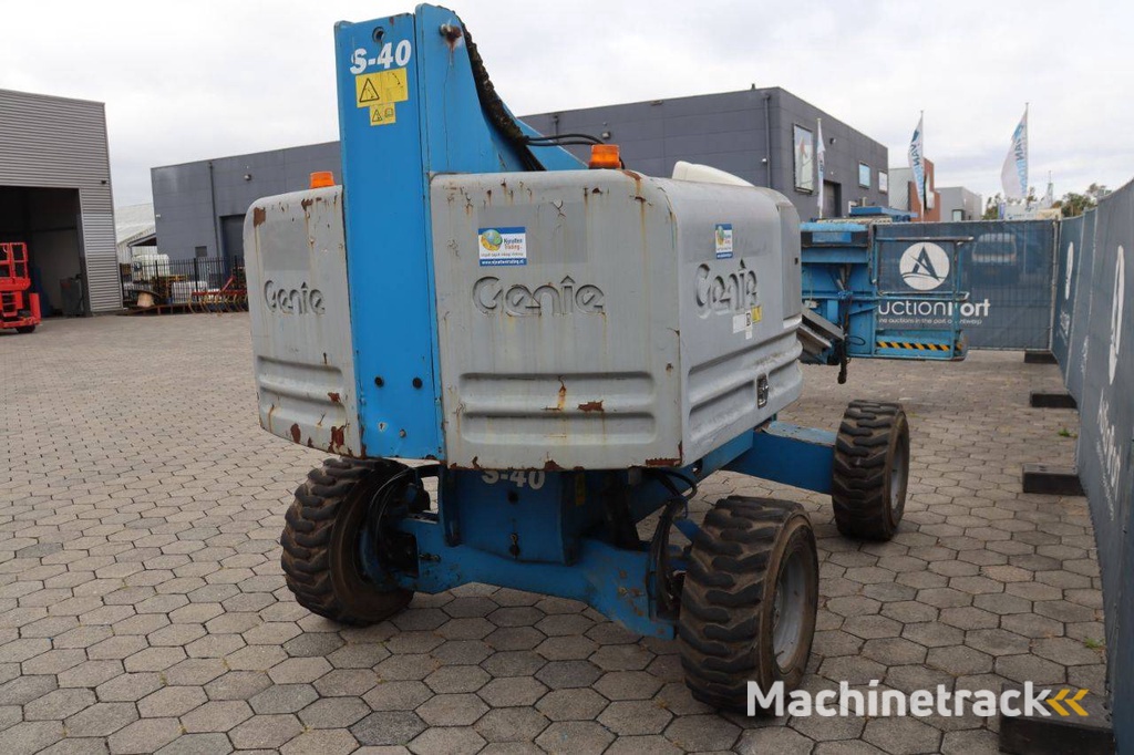 Telescoophoogwerker Genie S-40 Diesel 13.87m 2013