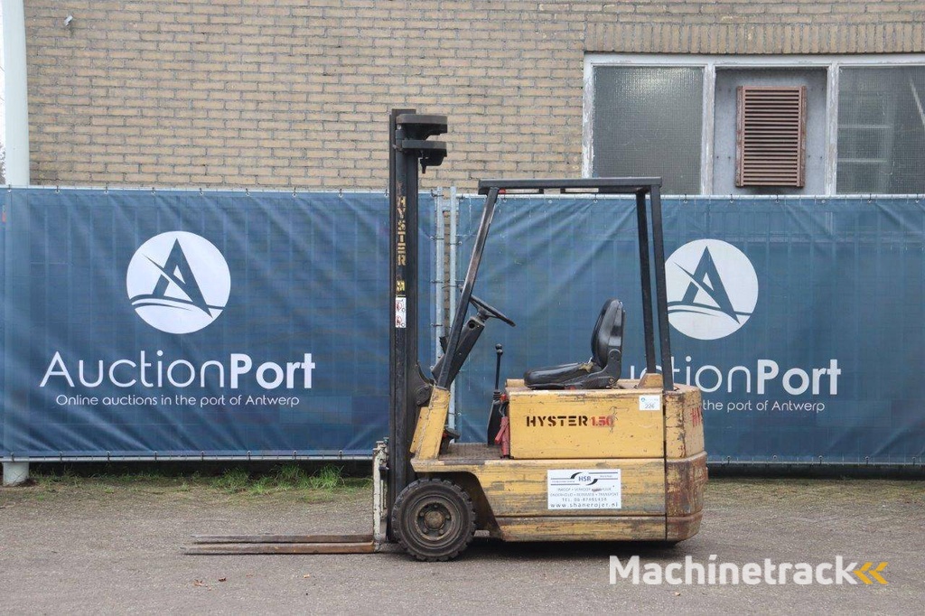 Hyster A150XL Electric Forklift 1500kg 3.8m 1991