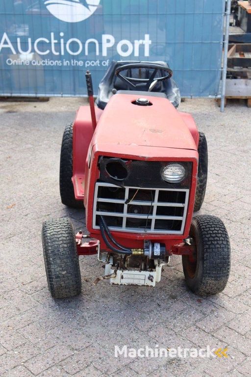 Minitractor Cub Cadet 682 Diesel 17pk