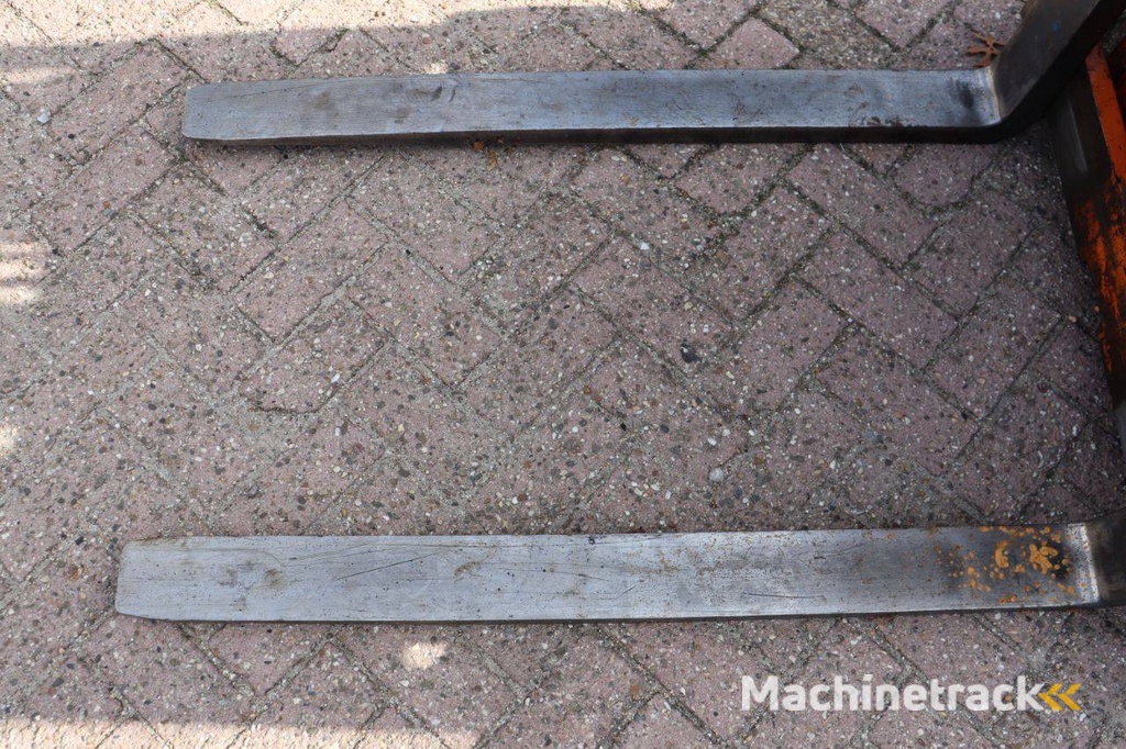 Toyota 4FB15 Elektro-Gabelstapler, 1500 kg, 4,0 m