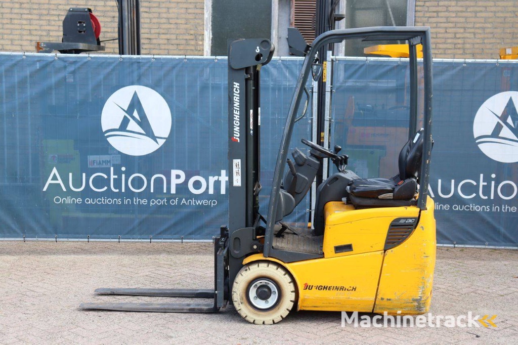 Forklift Jungheinrich Electric