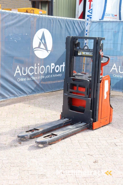 Stacker Linde D08 Electric 1800kg 2015