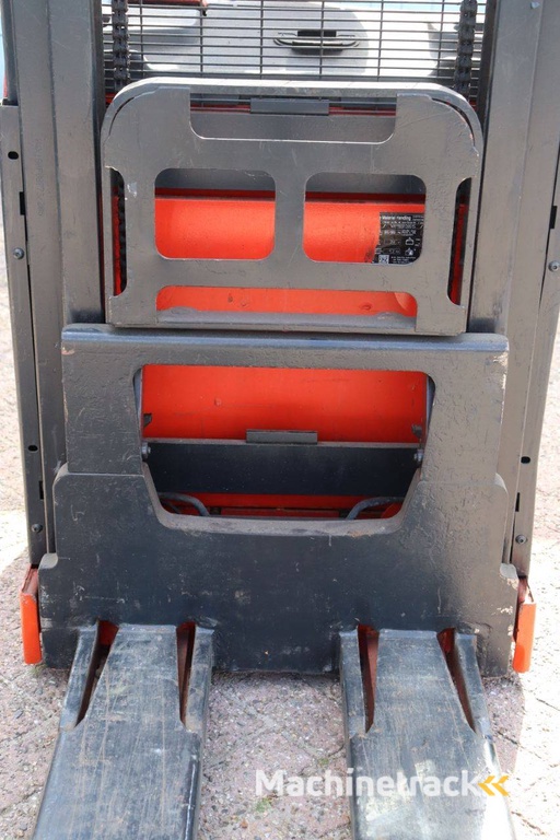 Stacker Linde D08 Electric 1800kg 2015