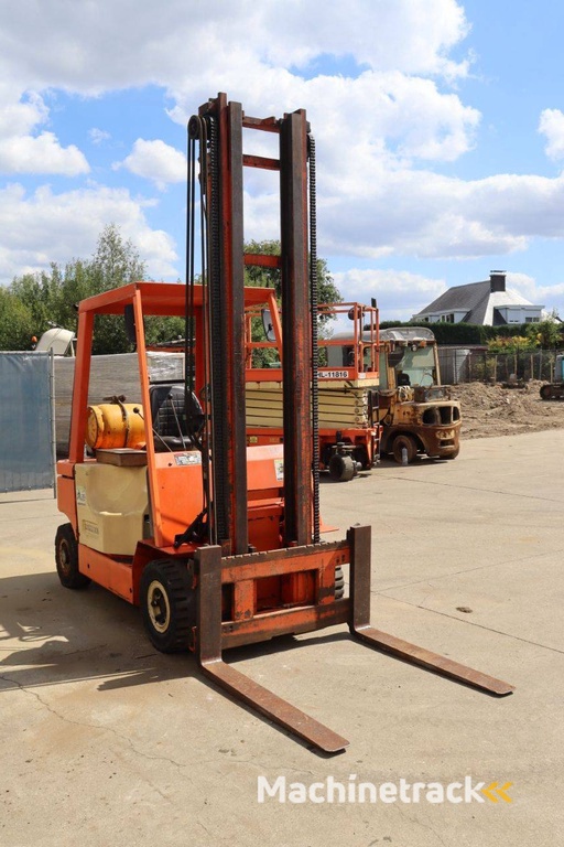 Forklift lugli 305 G LPG 3300kg 5.0m 1991