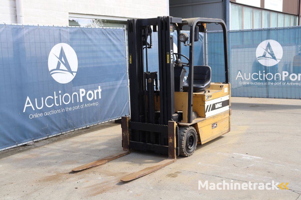 Caterpillar VMAX Electric Forklift