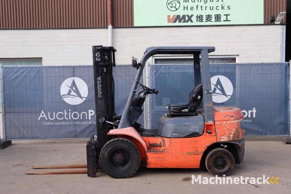 Forklift Toyota 62-3FDF25 Diesel