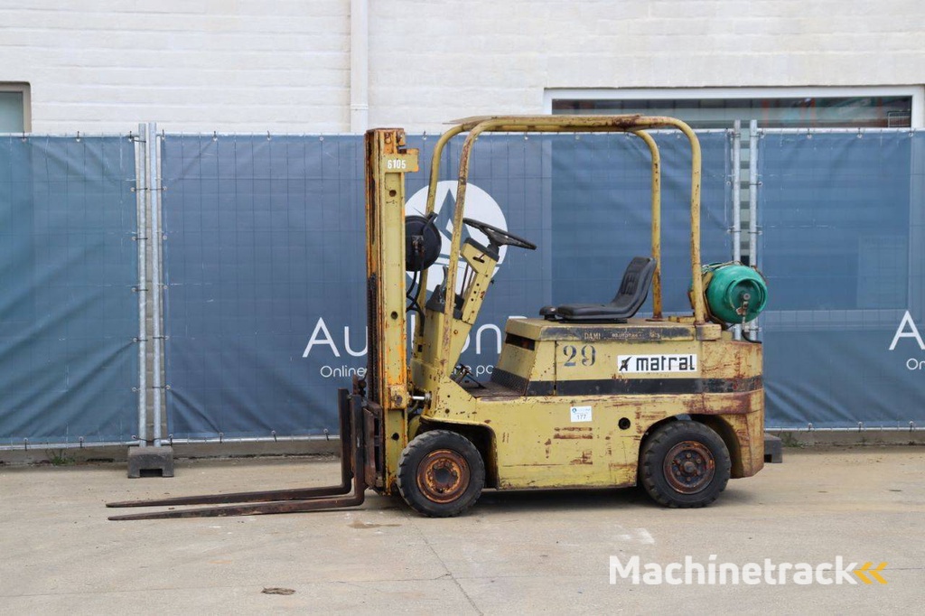 Forklift Matra CHARIOT ELEVATEURN 22665 F1550ZP LPG 1500kg 3.0m 1981