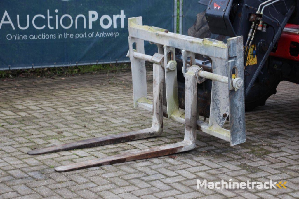 Verreiker Bobcat 4060 Diesel 76kW 3000kg 5.5m 2001