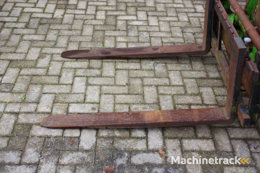 Verreiker Merlo P27.7 EVN Diesel 62kW 2700kg 7m (Marge)