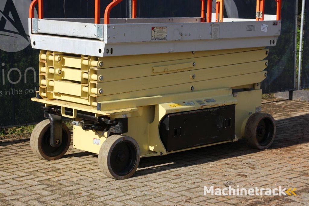 Schaarlift JCPT9.5 Elektrisch 11.5m 2008