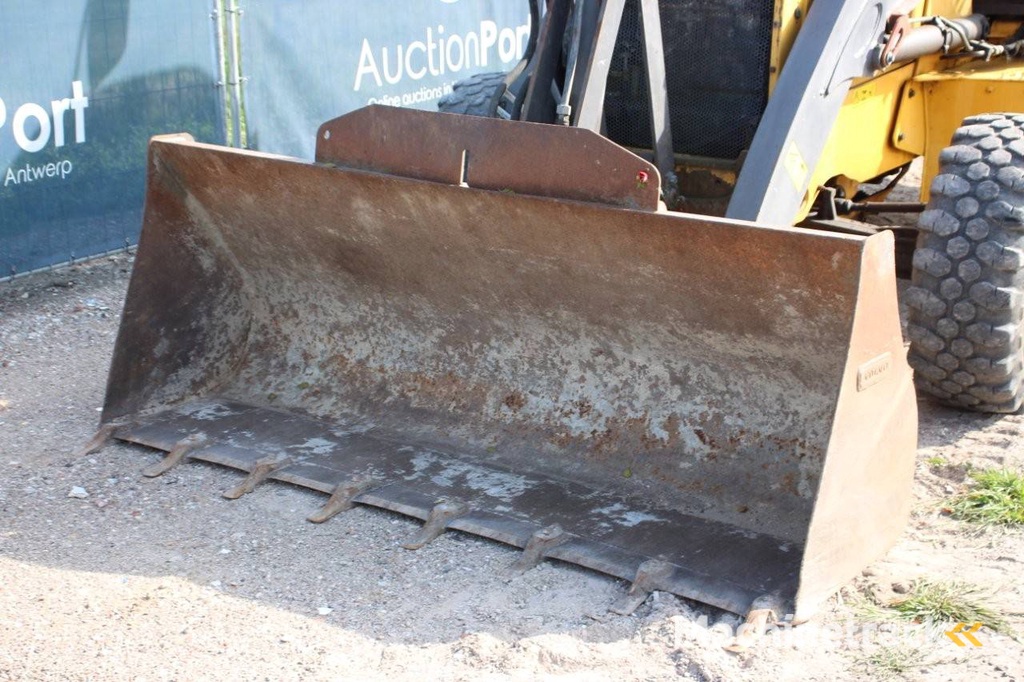 Graaf-laadcombinatie Volvo BL60B Diesel 2014