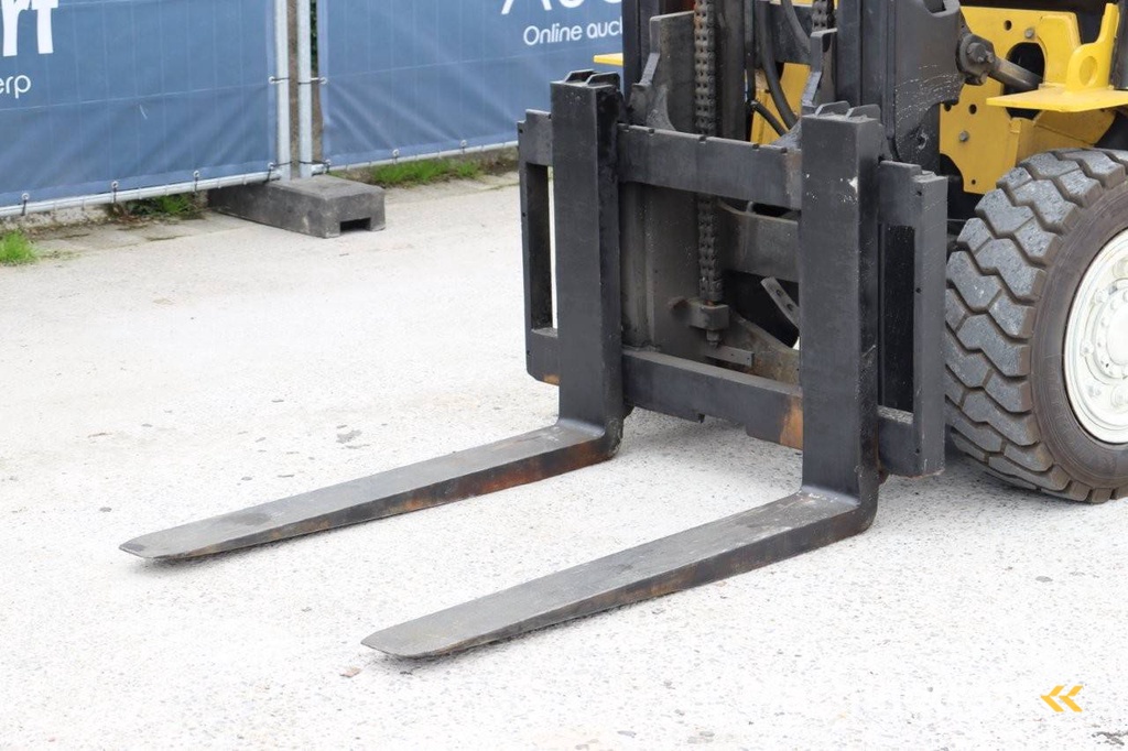 Forklift Yale GLP45SVX5 V2214 LPG 4500kg 2.8m 2011