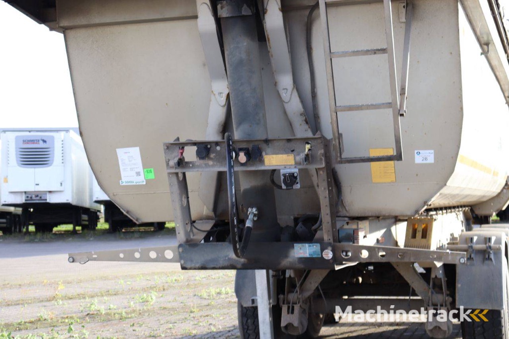 Kipper Oplegger Schmitz Cargobull SGF*S3 2016