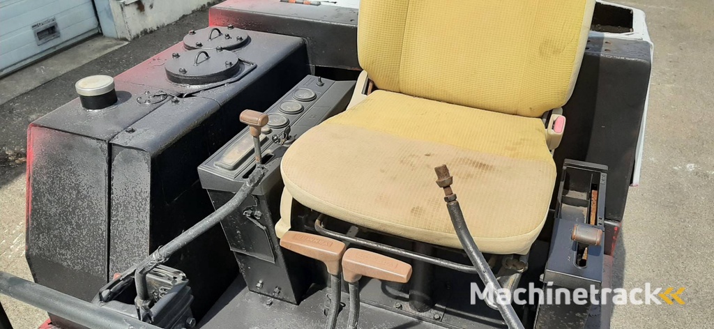 Minigraver Yanmar YB301U Diesel