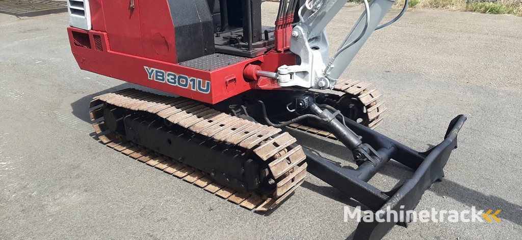 Minigraver Yanmar YB301U Diesel