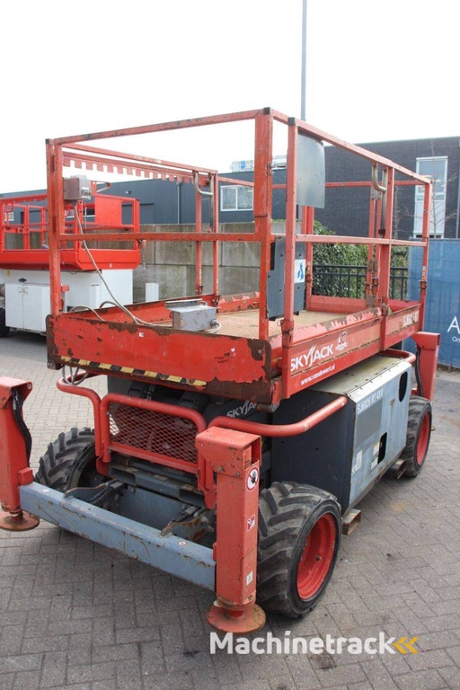 Schaarlift Skyjack SJ6826 RT 4x4 Diesel 2016