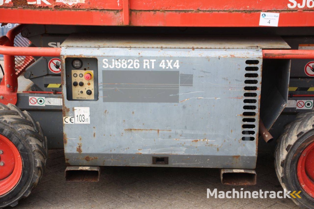 Schaarlift Skyjack SJ6826 RT 4x4 Diesel 2016