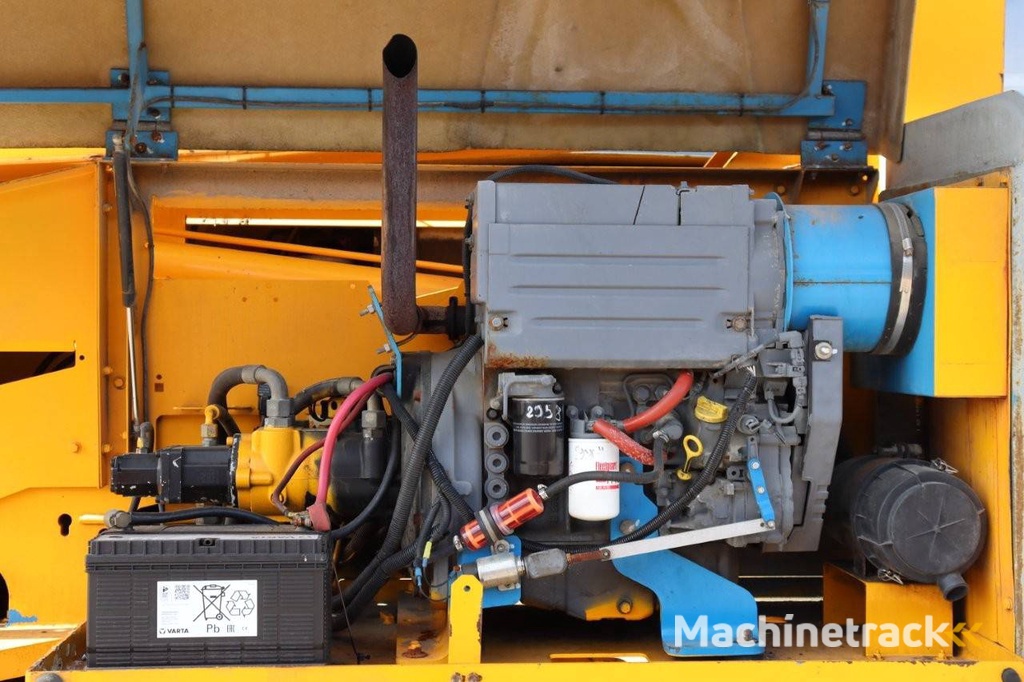 Telescoophoogwerker Genie S-45 Diesel 13.7m 2005