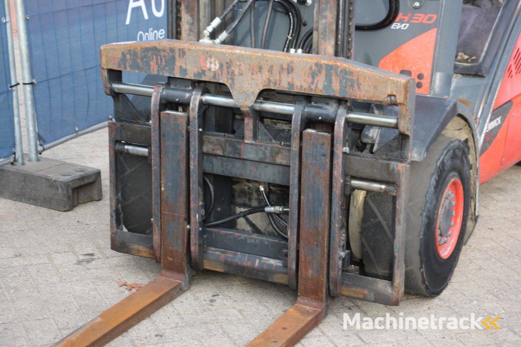 Heftruck Fenwick H30 EVO Diesel 3000kg 4.5m 2014