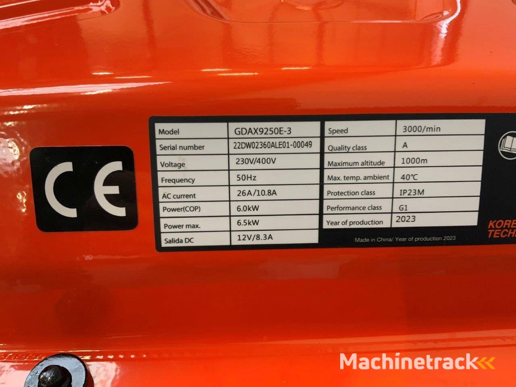 4x Generator Daewoo GDAX9250E-3 Benzine 6.5kVA Nieuw