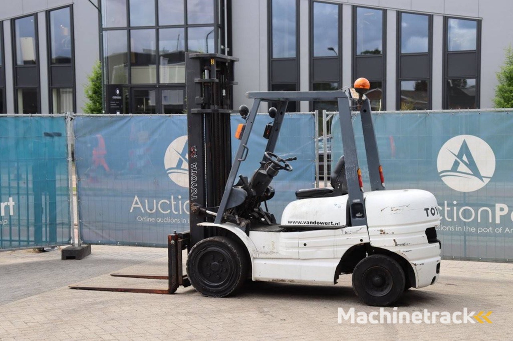 Heftruck Toyota 62-6FDF30 Diesel 3000kg 4.0m 1997