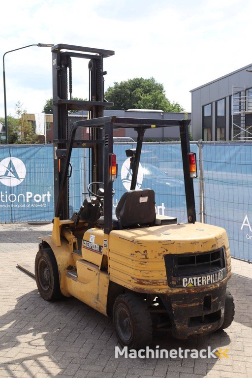 Heftruck Caterpillar DP30 Diesel 3000kg 5.0m 1997