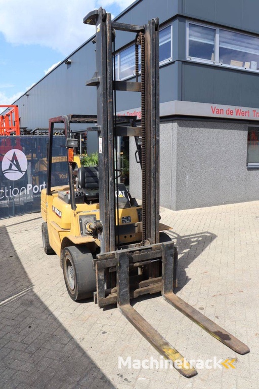 Heftruck Caterpillar DP30 Diesel 3000kg 5.0m 1997