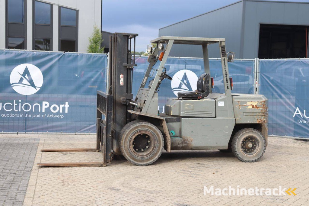 Heftruck Yang FD-45TIP Diesel 4500kg 4.7m 1999