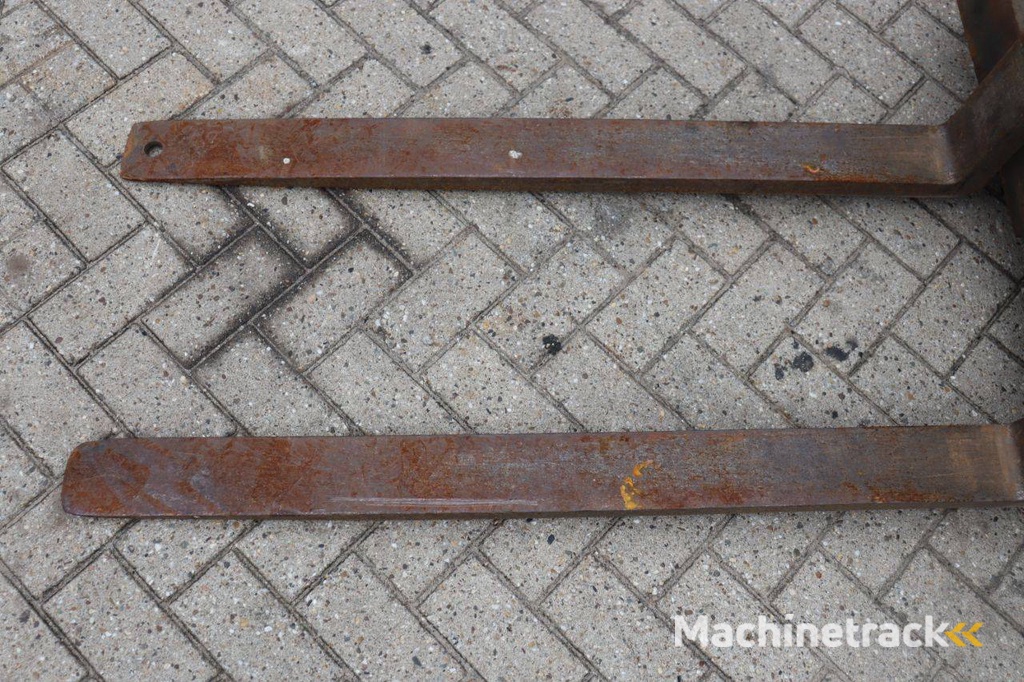 Komatsu FD-25-8 Diesel-Gabelstapler, 2500 kg, Baujahr 1986