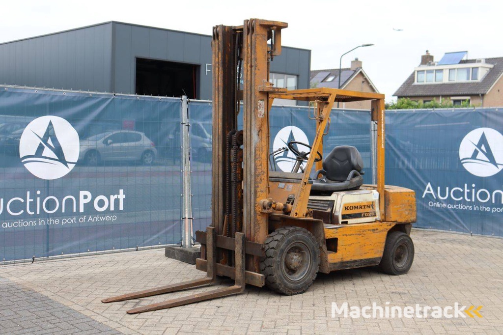 Komatsu FD-25-8 Diesel-Gabelstapler, 2500 kg, Baujahr 1986