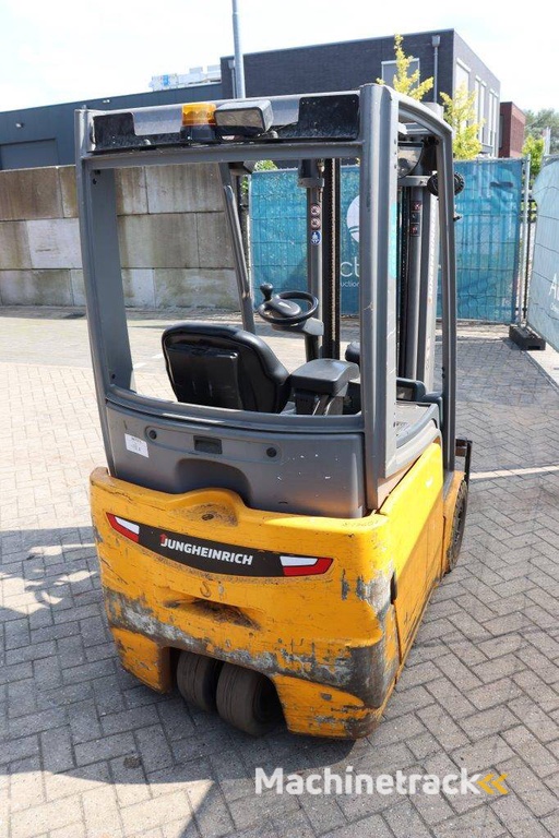 Gabelstapler Jungheinrich EFG215 Elektro 1500 kg 4,5 m 2016