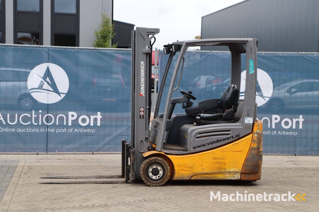 Jungheinrich EFG216k Elektrostapler 1600kg 3,3m 2016